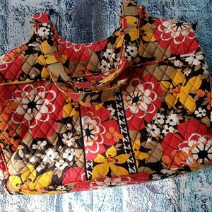 Very Bradley Carryall - Bittersweet